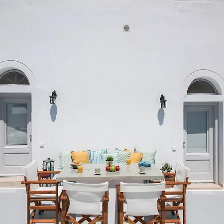 Perfect Purity Villa Oia (Santorini)