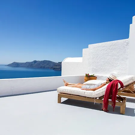 Perfect Purity Villa Oia (Santorini)