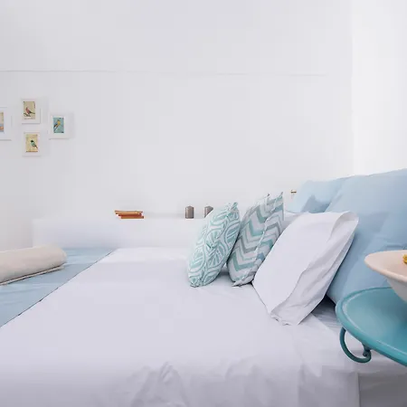 Perfect Purity Villa Oia (Santorini)