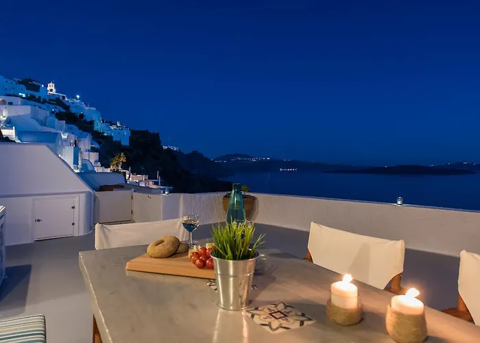 Perfect Purity Oia (Santorini)