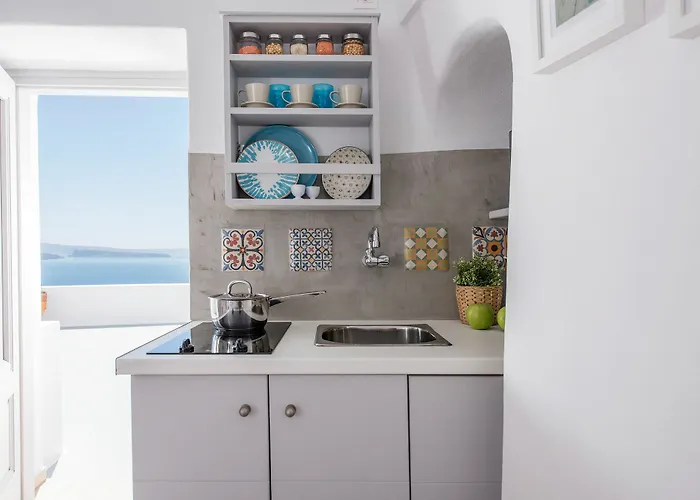 Perfect Purity * Oia (Santorini)