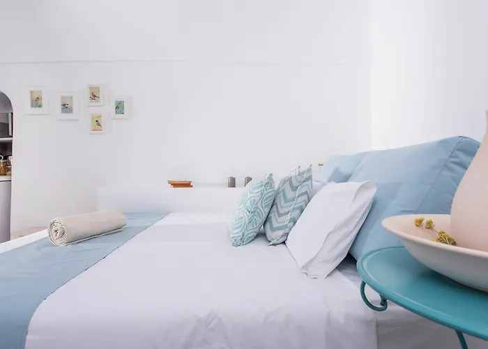 Perfect Purity Villa Oia (Santorini)